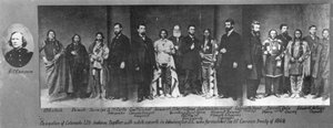 Delegatie van Colorado Ute Indianen samen met blanke begeleiders in Washington, D.C., die het Kit Carson-verdrag formuleerden, 1868 door American Photographer